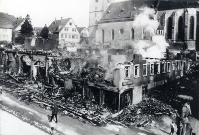 Blick auf den Brandplatz am 2. August 1921